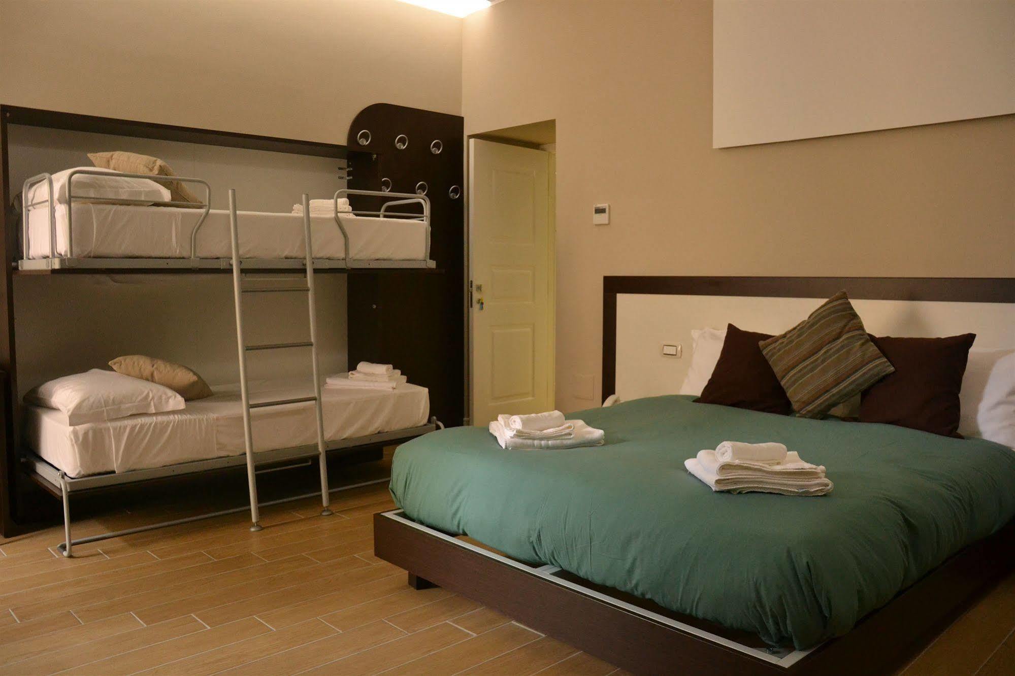 เดอะ เวสลีย์ Hotel โรม ภายนอก รูปภาพ